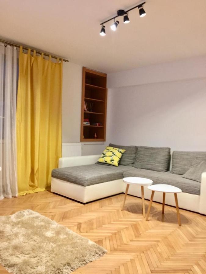 Old Town English Park Residence Craiova Exterior photo